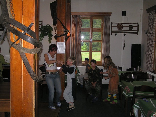 img00127.jpg