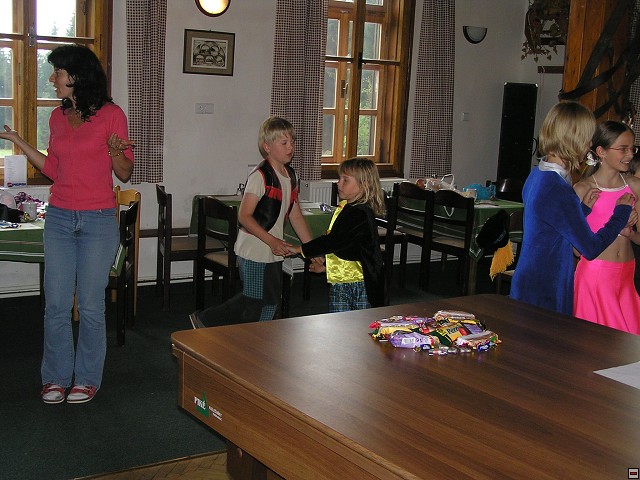 img00128.jpg