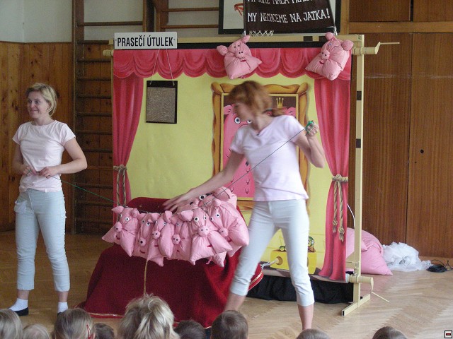 img00019.jpg