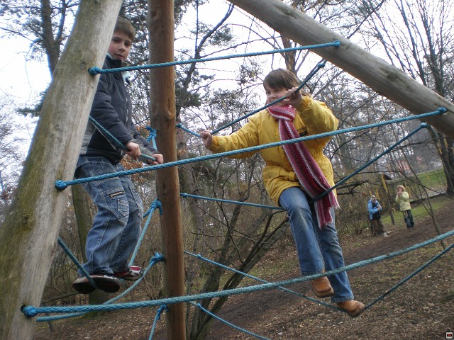 img00018.jpg