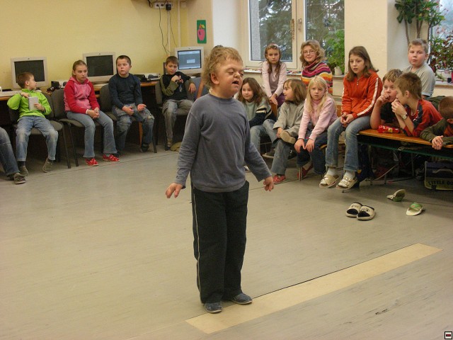img00002.jpg