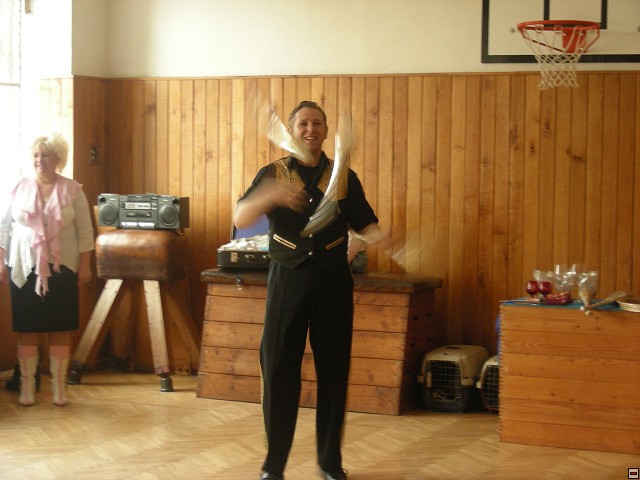img00003.jpg